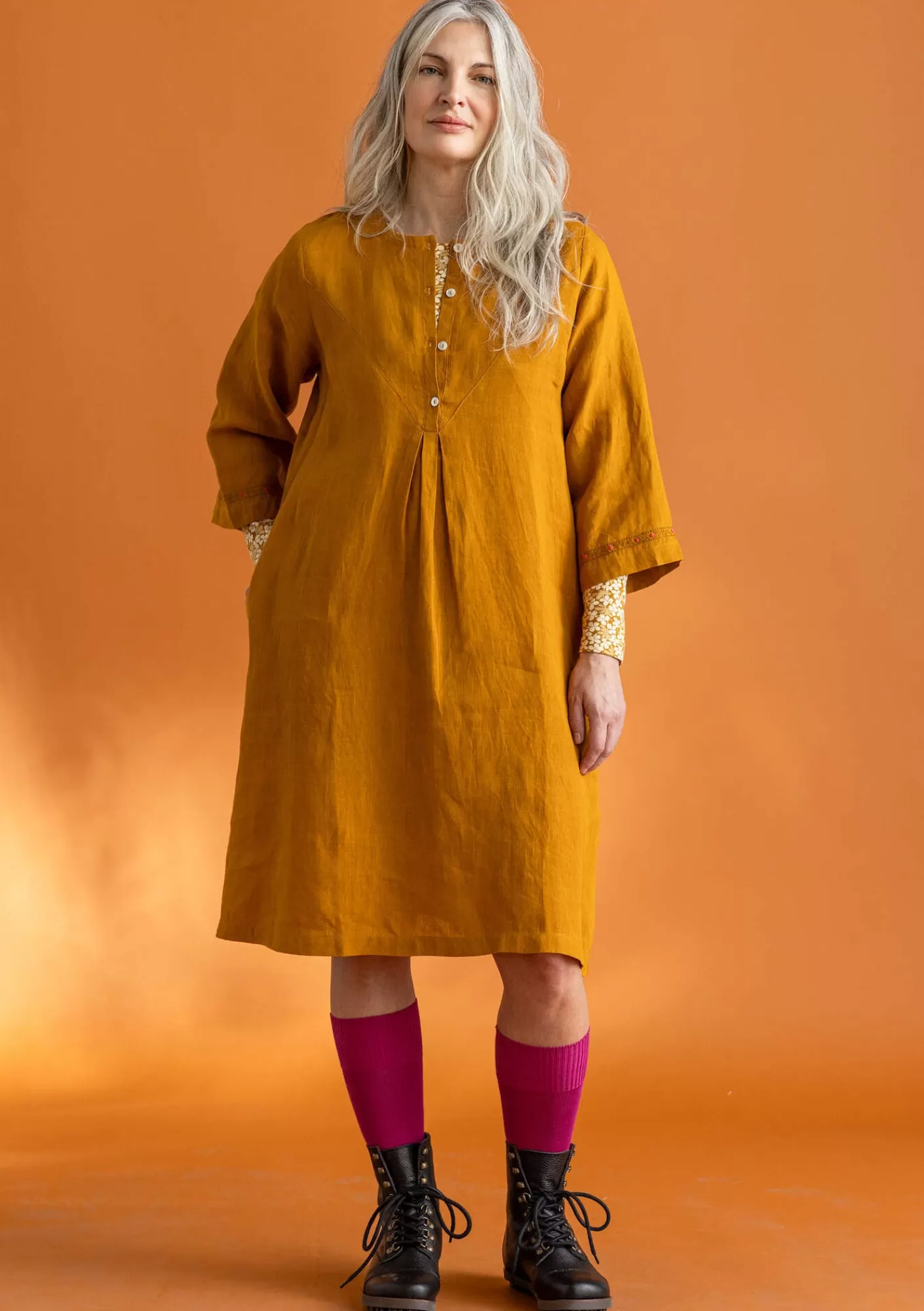 Gudrun Sjödén Kangasmekko ”Asta” pellavaa- Mekot